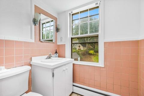 261 North St, Hingham, MA 02043 photo 13