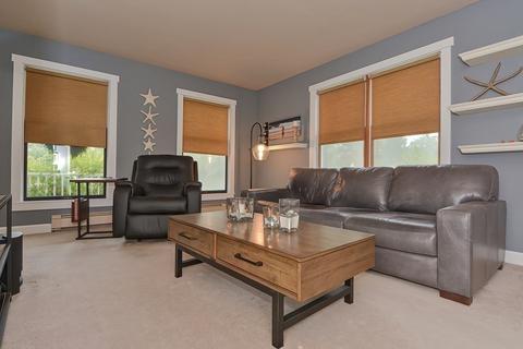 26 Fiske Ave, Upton, MA 01568 photo 13