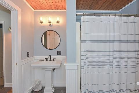 26 Fiske Ave, Upton, MA 01568 photo 24