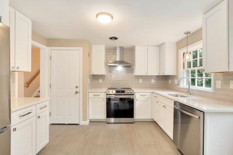 306 Chapman St, Canton, MA 02021 photo 4