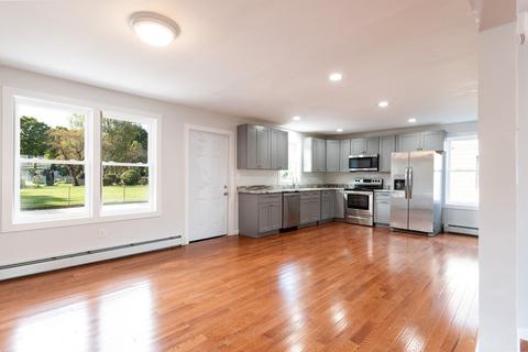 293 Cambridge St, Worcester, MA 01603 photo 3