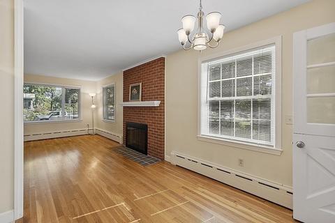 14 Bishop Ave, Worcester, MA 01603 photo 7
