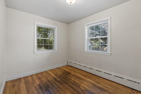 14 Bishop Ave, Worcester, MA 01603 photo 21