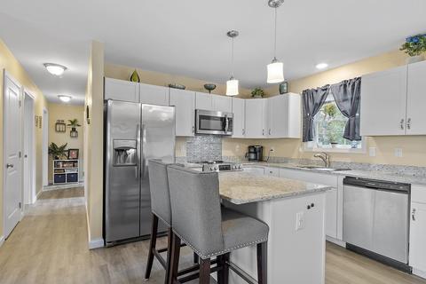 40 Maple St, Athol, MA 01331 photo 11