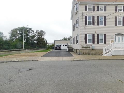 90 Suffolk St, Fall River, MA 02720 photo 3