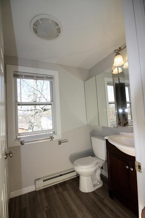 114 Arcadia Blvd, Springfield, MA 01118 photo 7