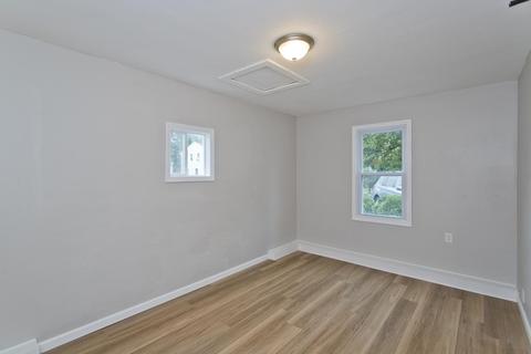 276 Parkerview St, Springfield, MA 01129 photo 30