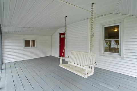 276 Parkerview St, Springfield, MA 01129 photo 32