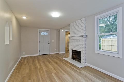 276 Parkerview St, Springfield, MA 01129 photo 12