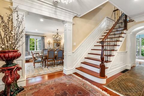 14 Monadnock Rd, Wellesley, MA 02481 photo 4