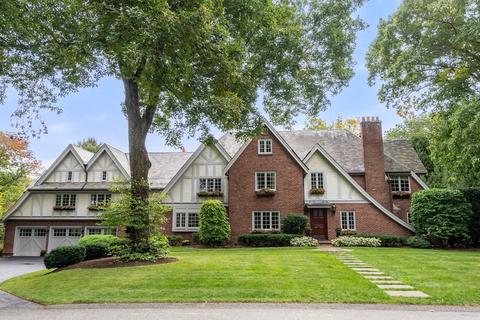 14 Monadnock Rd, Wellesley, MA 02481 photo 1