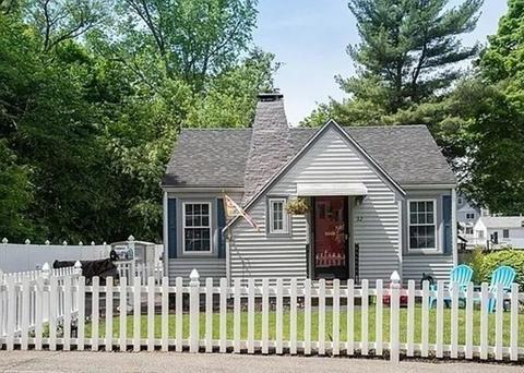 32 Intervale Ave, Saugus, MA 01906 photo 2