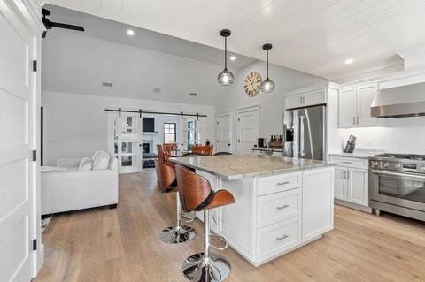 131 Old Barnstable Rd, Mashpee, MA 02649 photo 2