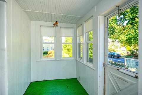 3 Forest St, Maynard, MA 01754 photo 2