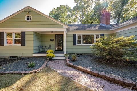 29 Eunice Dr, Longmeadow, MA 01106 photo 4