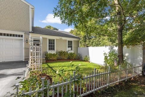 1 Anthonys Way, Mashpee, MA 02649 photo 5