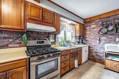 143 Gilbert Ave, Springfield, MA 01119 photo 13