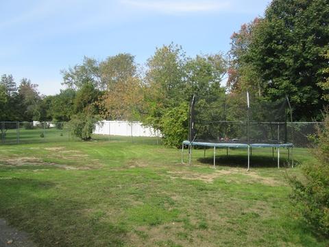9 Ash St, Webster, MA 01570 photo 8