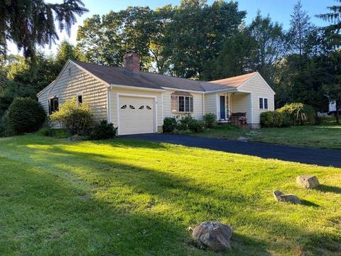 4 Cedarview Rd, Ipswich, MA 01938 photo 3