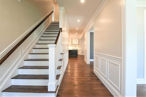 50 Lee Rd, Needham, MA 02494 photo 2