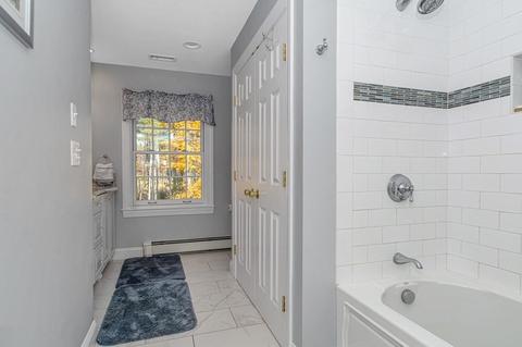 10 Brook Meadow Ln, Georgetown, MA 01833 photo 26