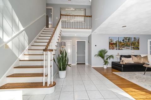 10 Brook Meadow Ln, Georgetown, MA 01833 photo 2