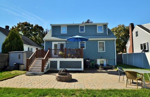 14 Crane St, Danvers, MA 01923 photo 4
