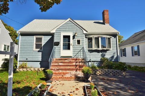 14 Crane St, Danvers, MA 01923 photo 2
