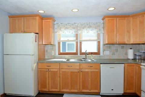 14 Crane St, Danvers, MA 01923 photo 10
