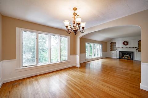 35 Wendover Rd, Springfield, MA 01118 photo 4