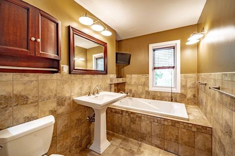 35 Wendover Rd, Springfield, MA 01118 photo 15