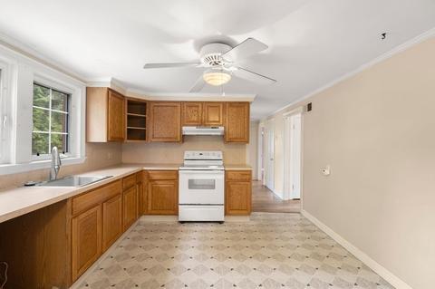 22 Chipman Rd, Beverly, MA 01915 photo 6