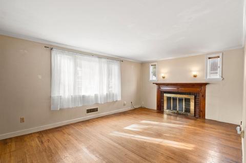 22 Chipman Rd, Beverly, MA 01915 photo 4