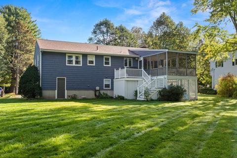 10 Morningside Dr, Beverly, MA 01915 photo 2