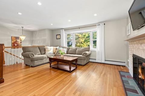 10 Morningside Dr, Beverly, MA 01915 photo 4
