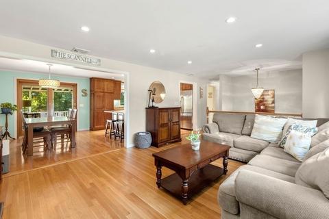 10 Morningside Dr, Beverly, MA 01915 photo 5