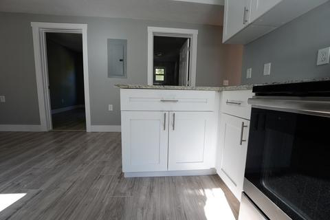 82 Ingleside Ave, Worcester, MA 01604 photo 8