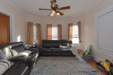28 Bigelow St, Fall River, MA 02720 photo 11