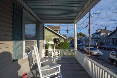 28 Bigelow St, Fall River, MA 02720 photo 3