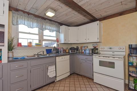 28 Bigelow St, Fall River, MA 02720 photo 25