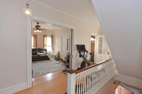 28 Bigelow St, Fall River, MA 02720 photo 8