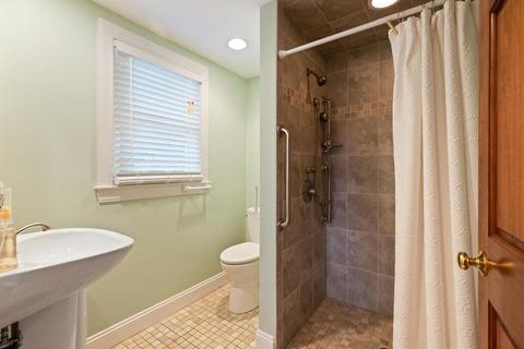 6 Eustis Ave, Wakefield, MA 01880 photo 23