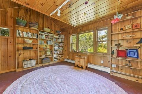 219 Kemp St, Dunstable, MA 01827 photo 11