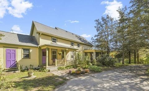 219 Kemp St, Dunstable, MA 01827 photo 3
