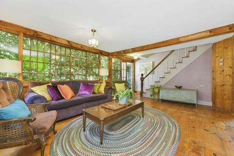 219 Kemp St, Dunstable, MA 01827 photo 8