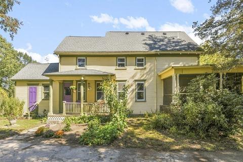 219 Kemp St, Dunstable, MA 01827 photo 2