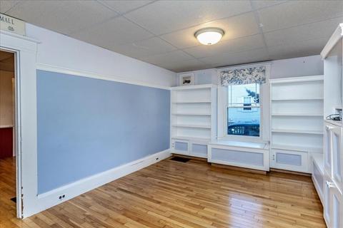 9 Chestnut St, Danvers, MA 01923 photo 5
