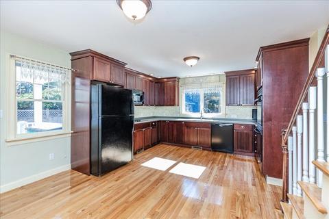 9 Chestnut St, Danvers, MA 01923 photo 9