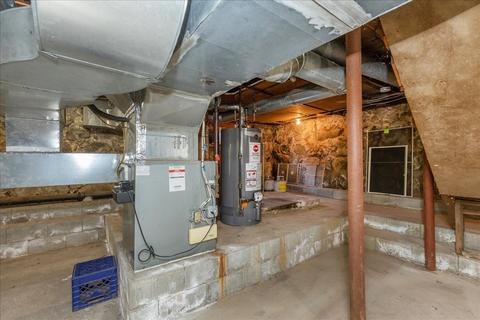 9 Chestnut St, Danvers, MA 01923 photo 38