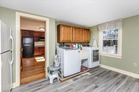 9 Chestnut St, Danvers, MA 01923 photo 31